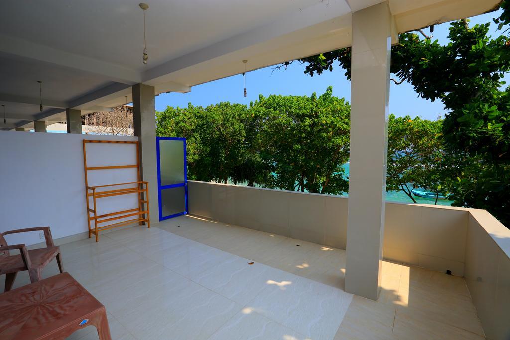 Paradise Beach Resort & Diving School Mirissa Exterior foto