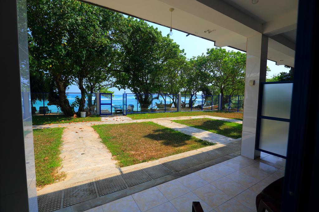 Paradise Beach Resort & Diving School Mirissa Habitación foto